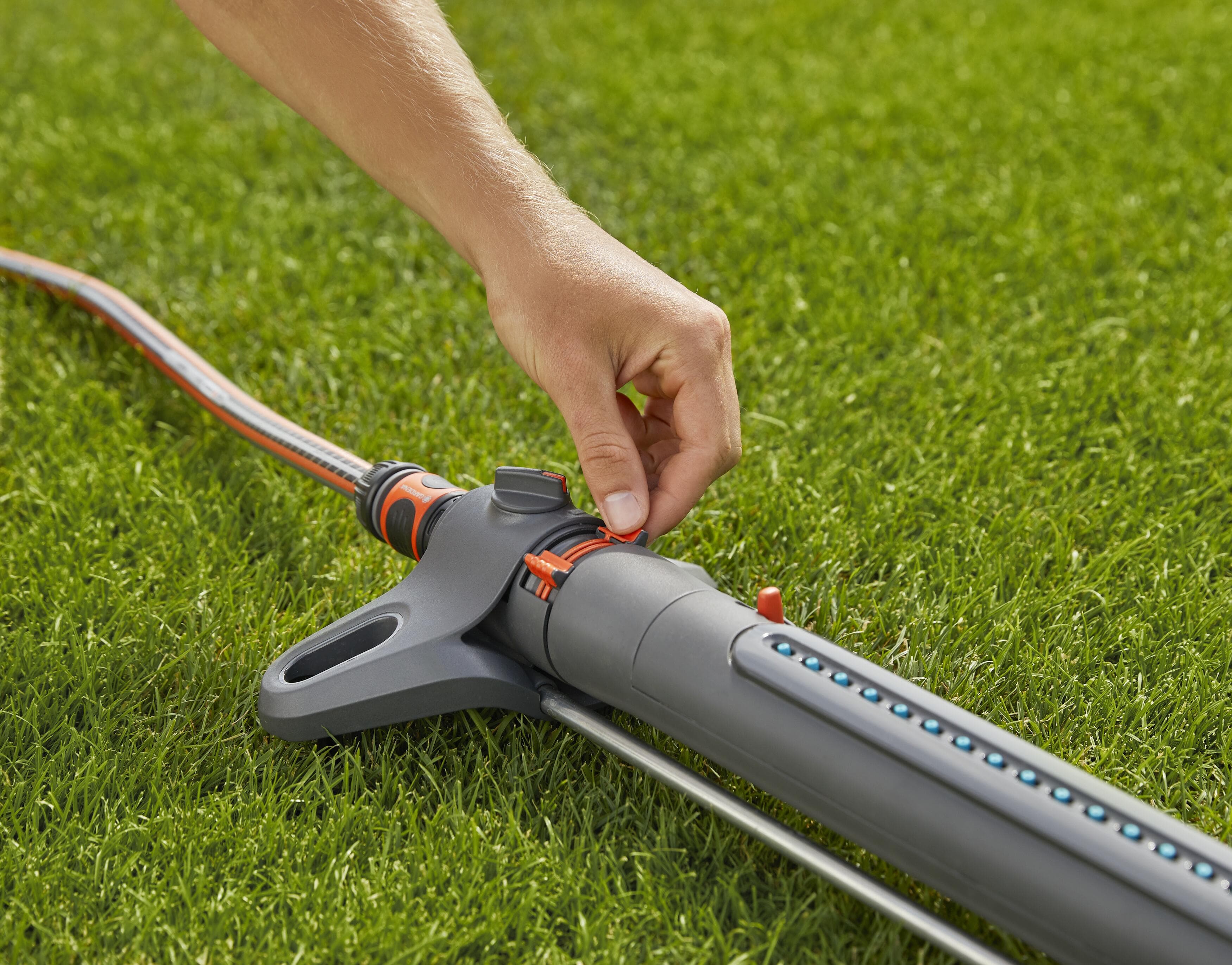 Aquazoom Oscillating Sprinkler 3900 Sq. Ft - Great for Large Yards
