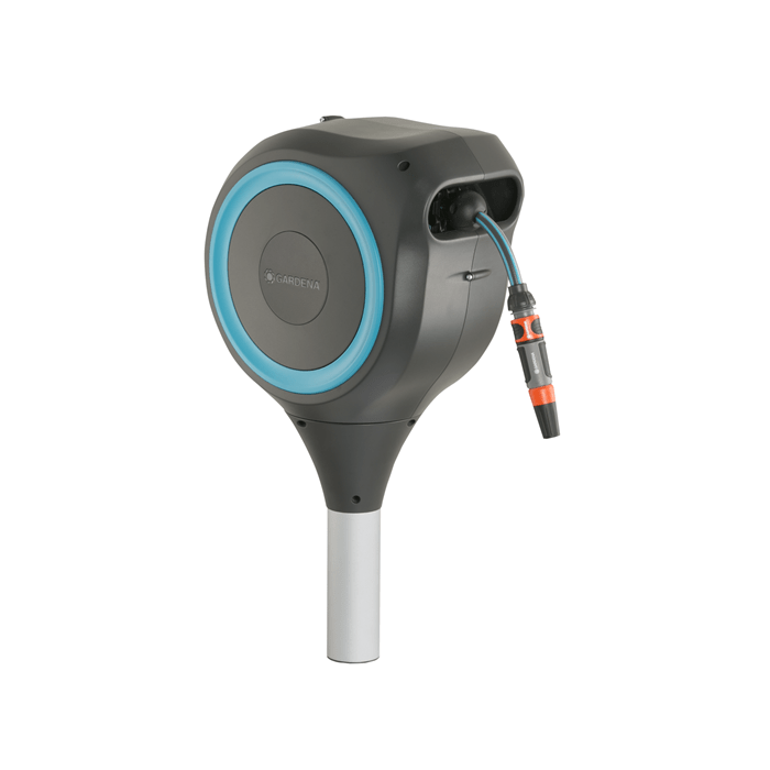Auto Retractable Hose Reel on Metal Spike