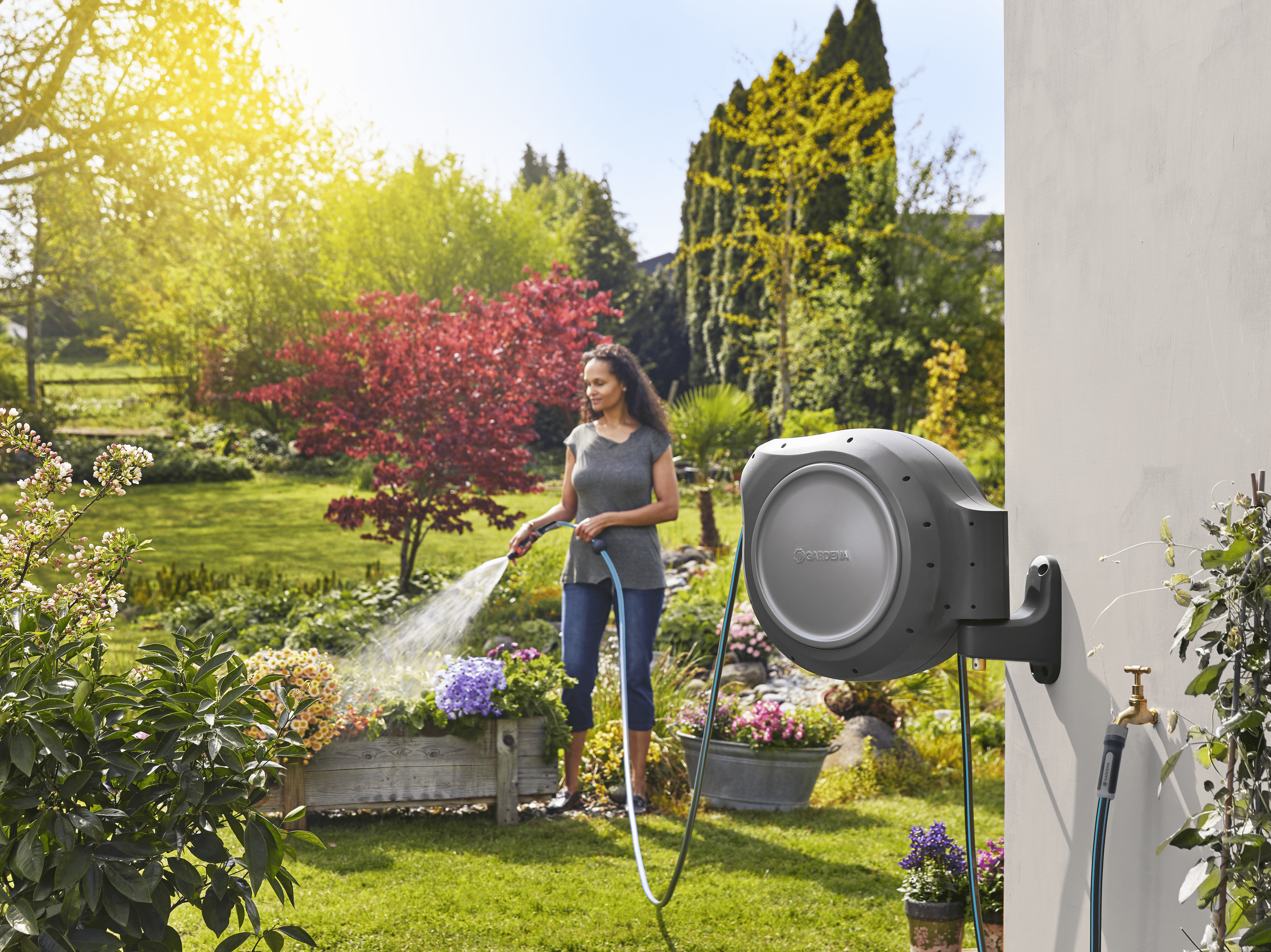 Hose Storage Solutions – Wall Mounts & Reels – Gardena