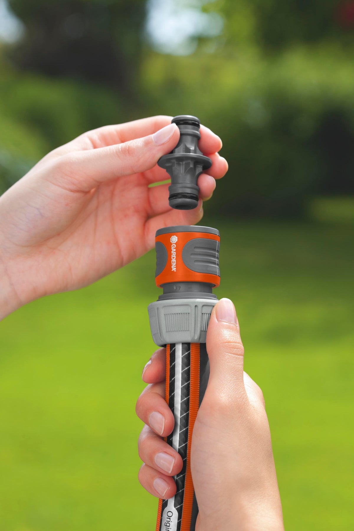 Coupling, hose connector