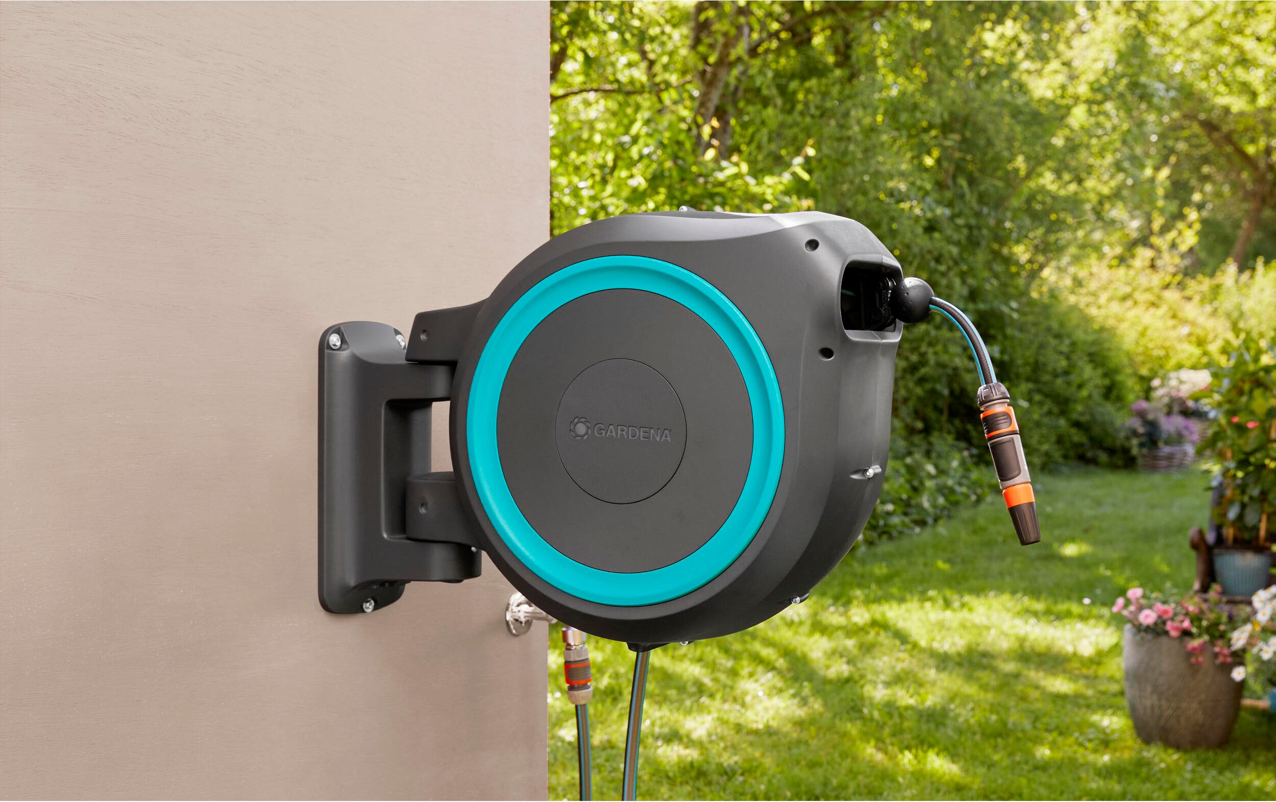 GARDENA 8050-83 Foot Wall Mounted Retractable Reel with Hose Guide