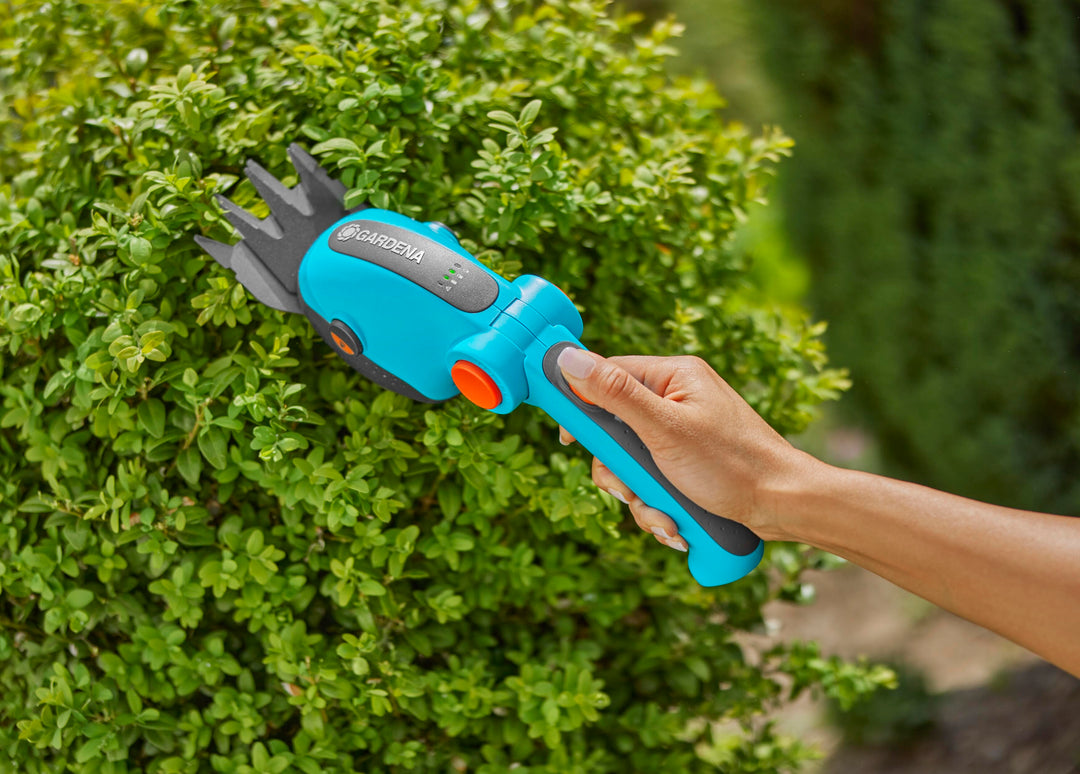 GARDENA Battery Grass and Shrub Shear Gardena