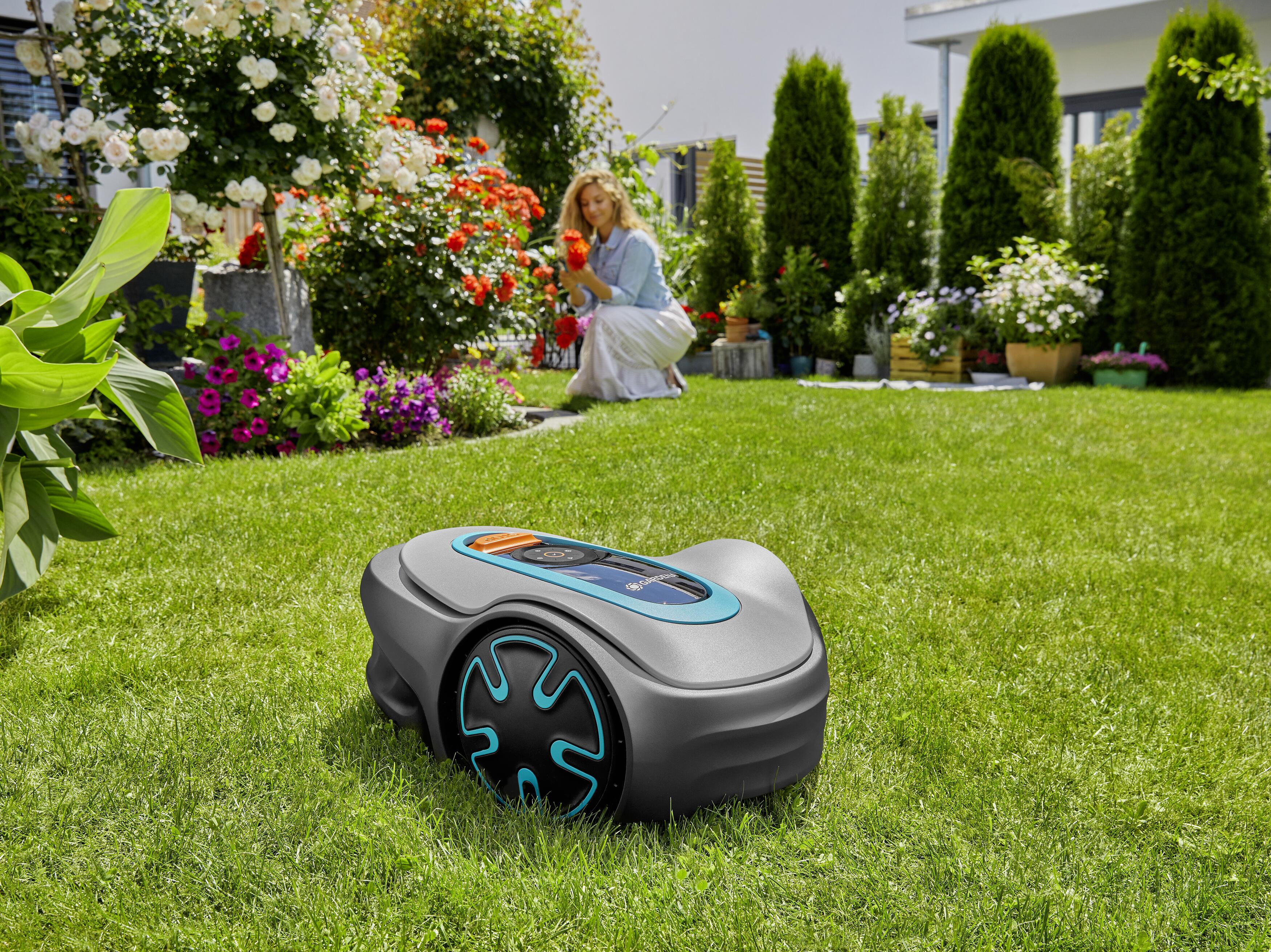 GARDENA SILENO Minimo Automatic Robotic Lawn Mower with Bluetooth app,  Boundary Wire - For lawns up to 2700 Sq Ft, Made in Europe, Grey